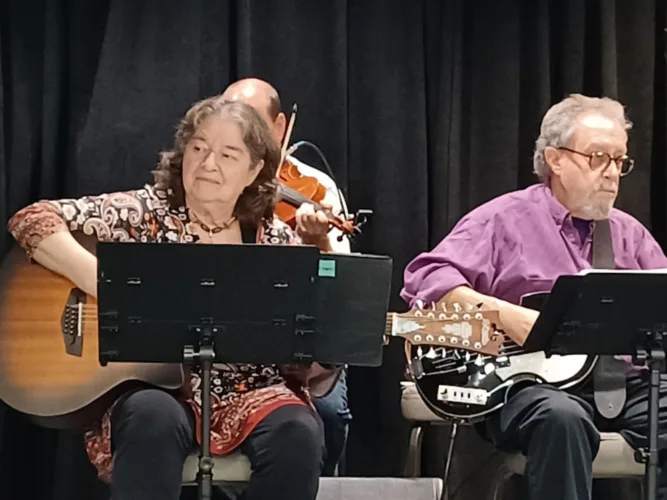 Klezmer Orchestra entertains at JCC